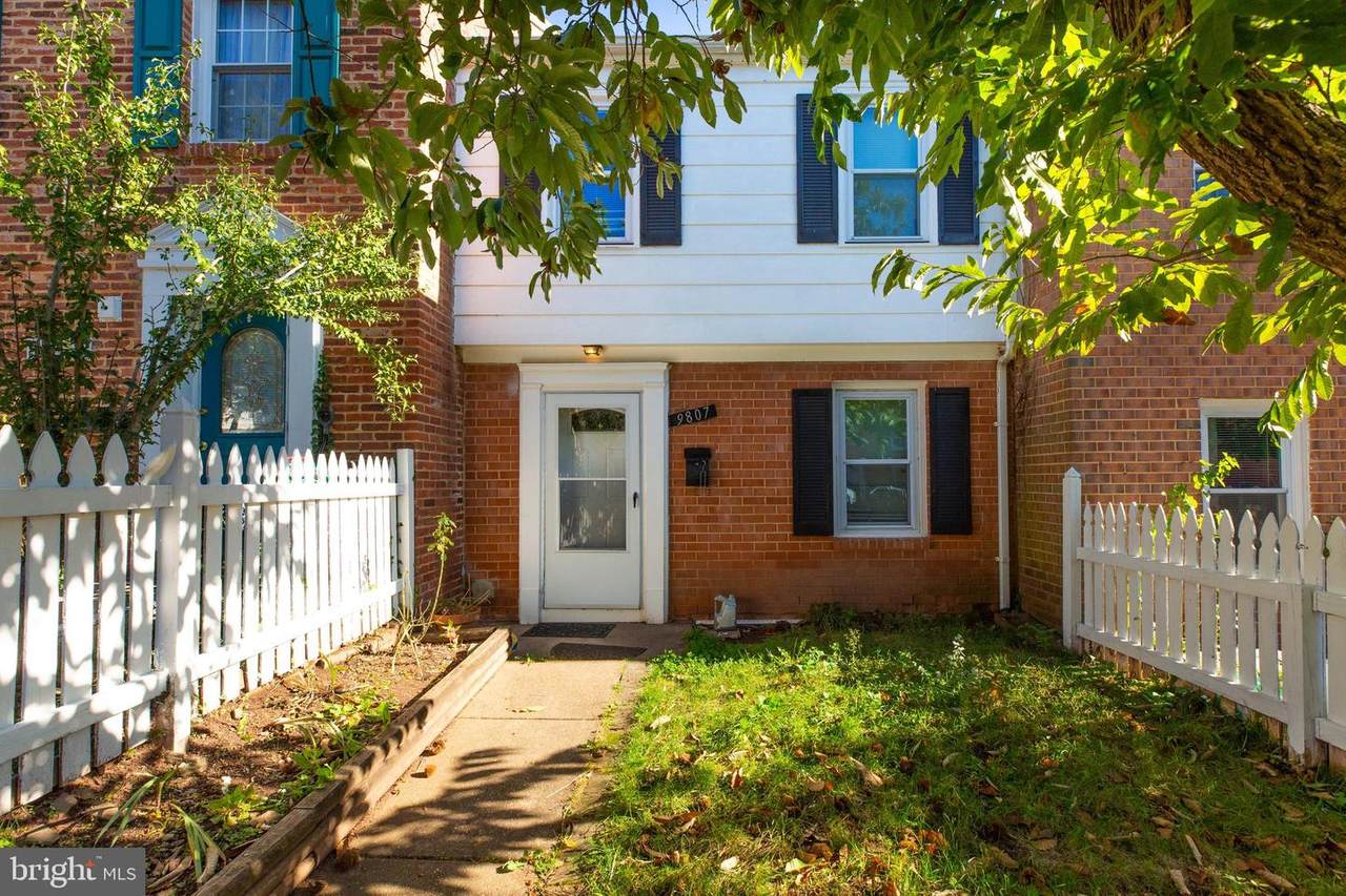 9807 Town Lane - Photo 1