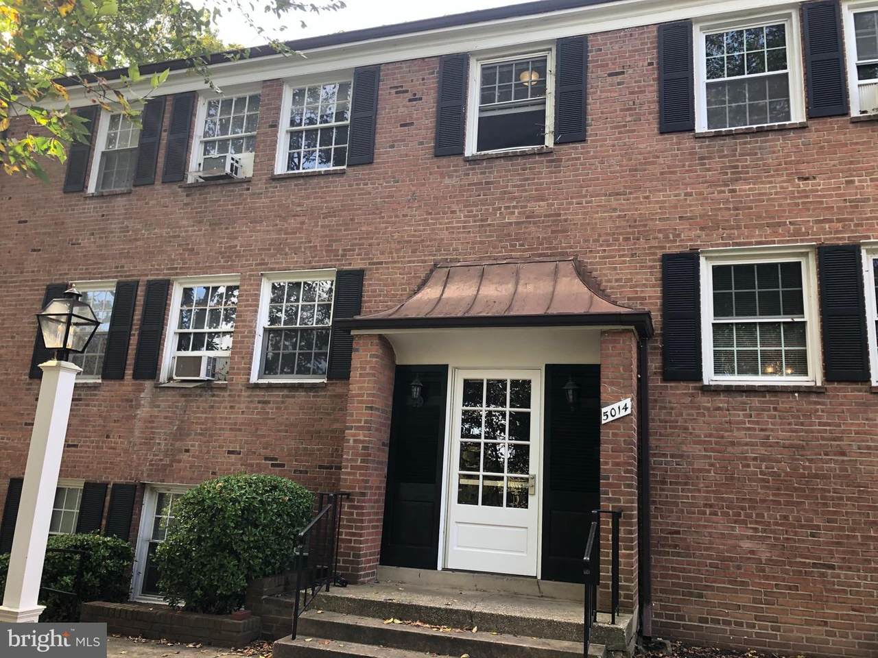 5014 Columbia Pike - Photo 1
