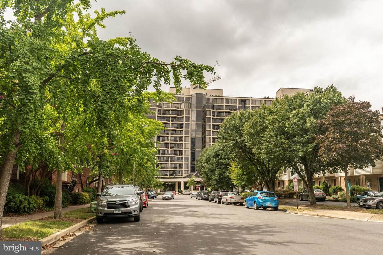 1530 Key Boulevard - Photo 1