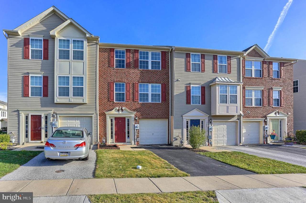 720 Blossom Drive - Photo 1