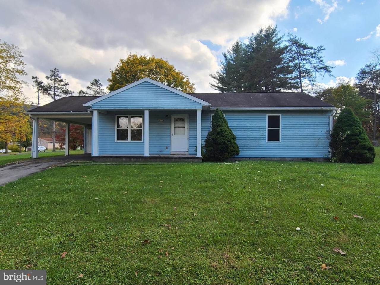 10114 Hopkins Street - Photo 1