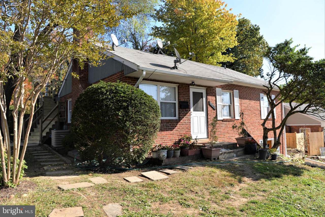 931 Wakefield Street - Photo 1