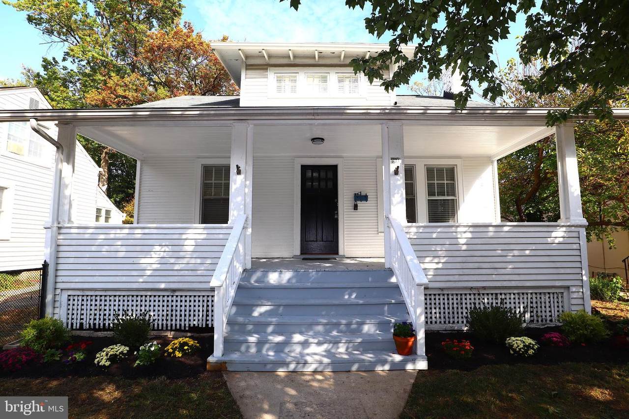 631 23RD Street - Photo 1