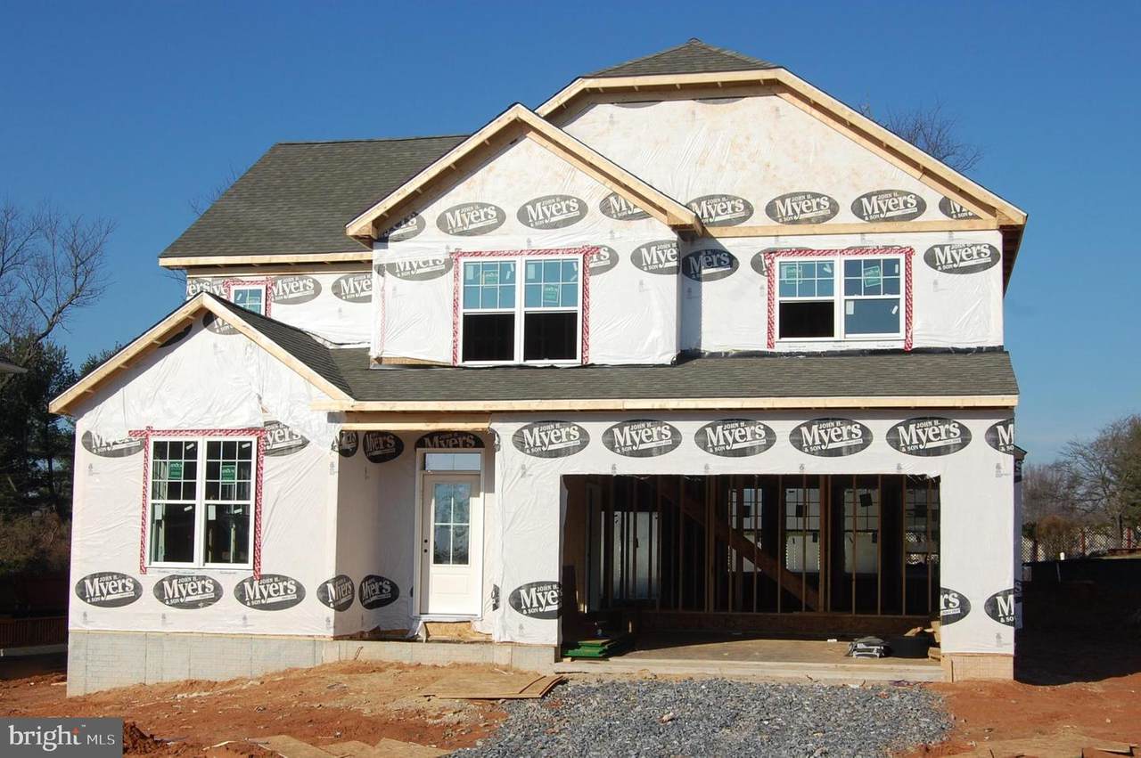 218 Stanlake Road - Photo 1