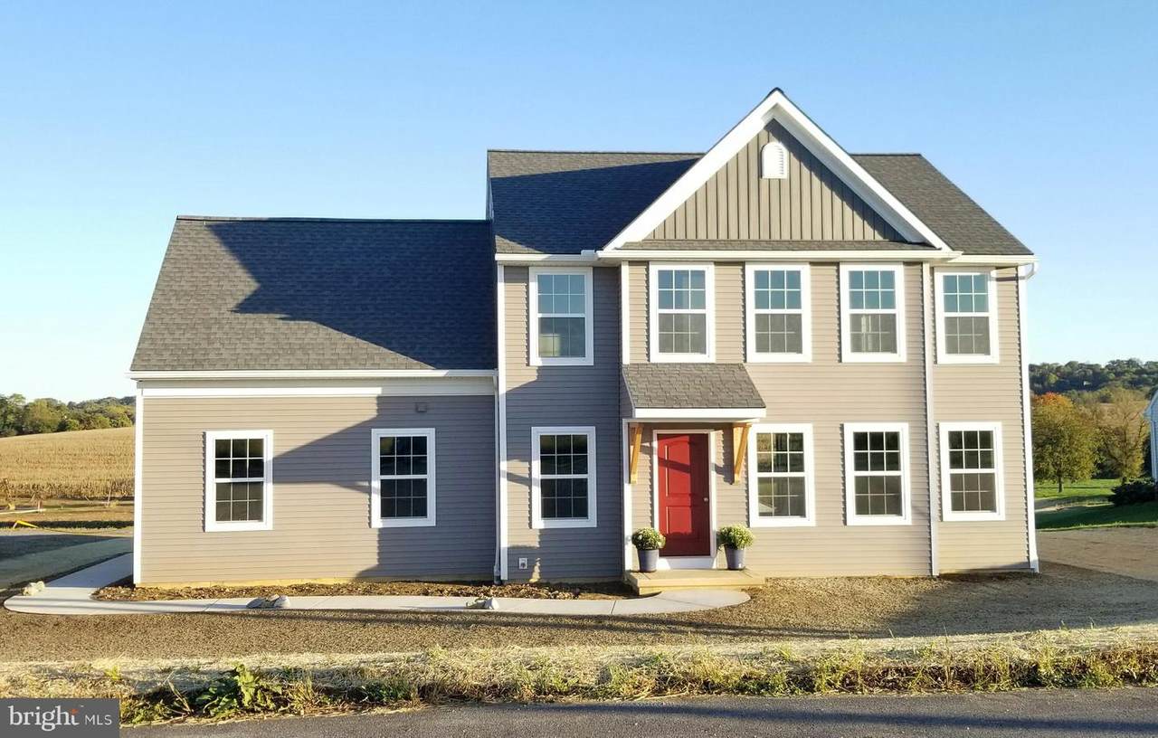 102 Greenbriar Alley - Photo 1