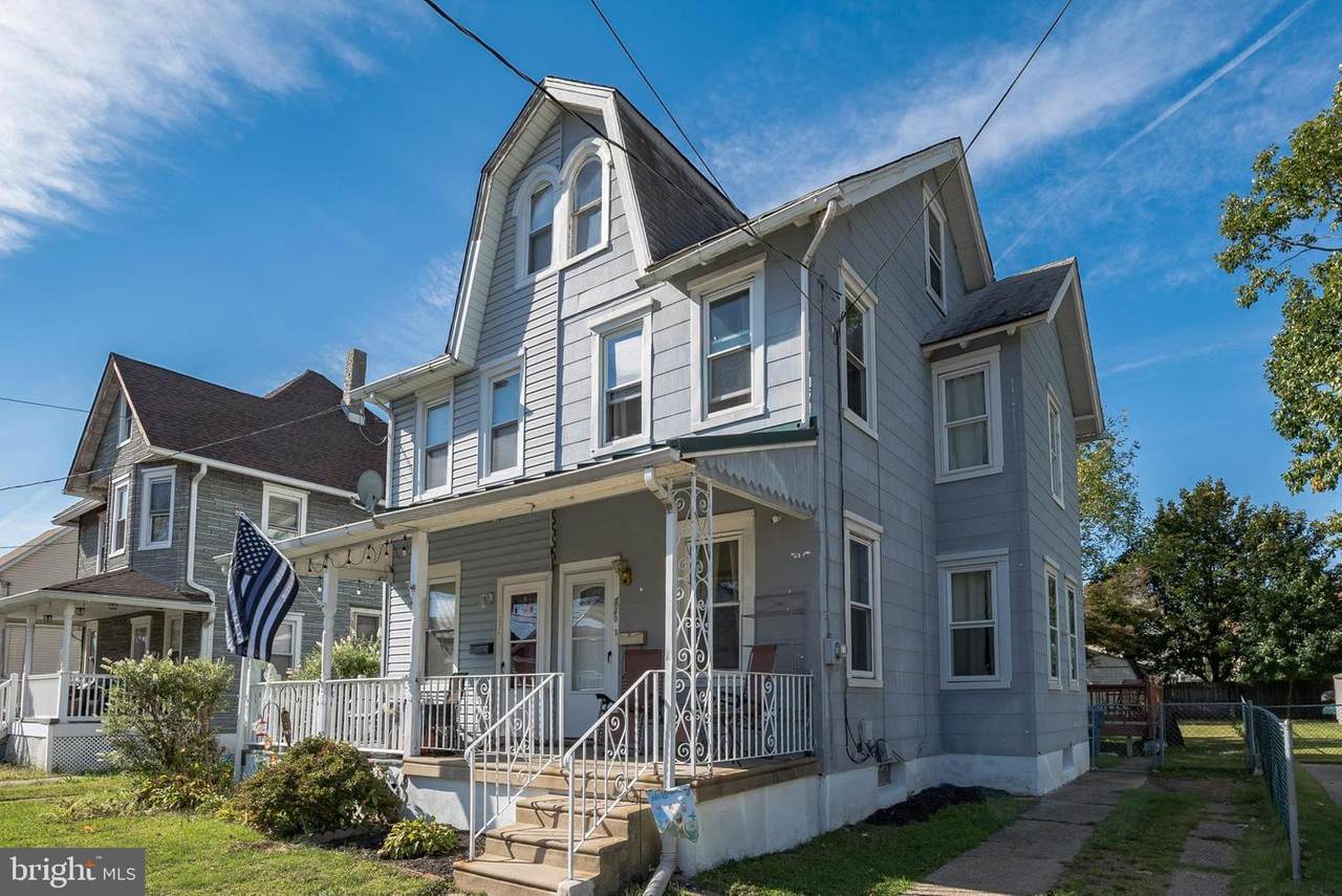720 Hickory Street - Photo 1