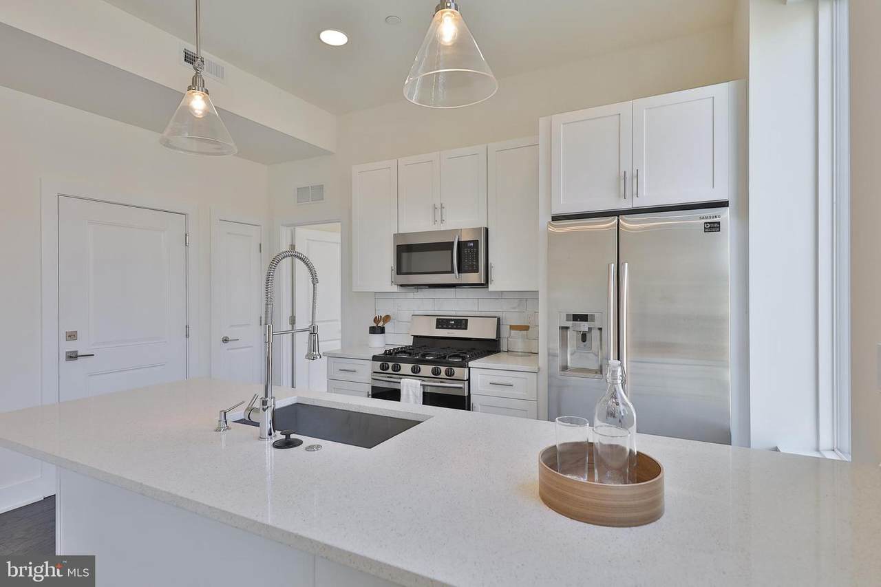 1125 American Street - Photo 1
