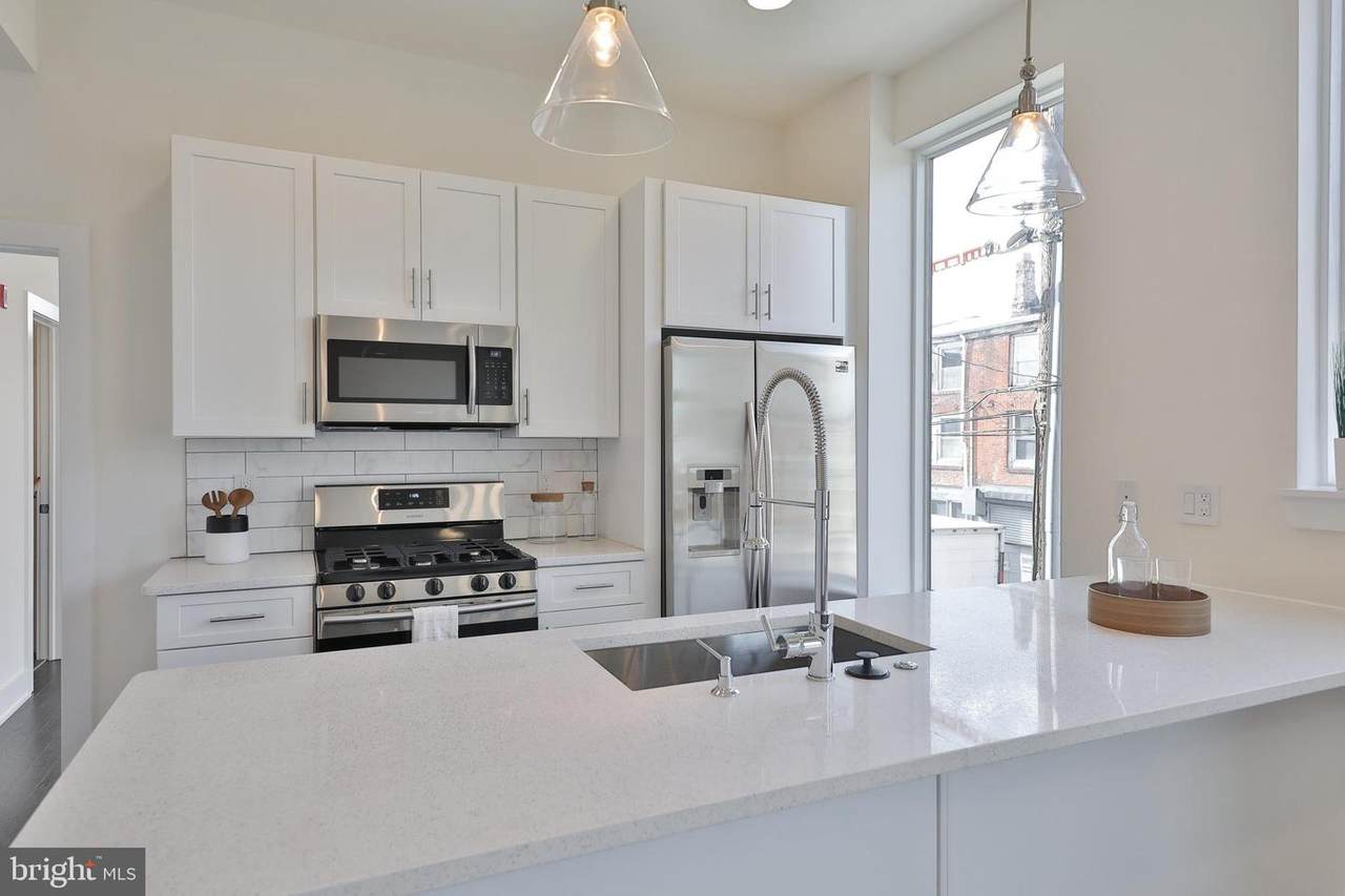1125 American Street - Photo 1