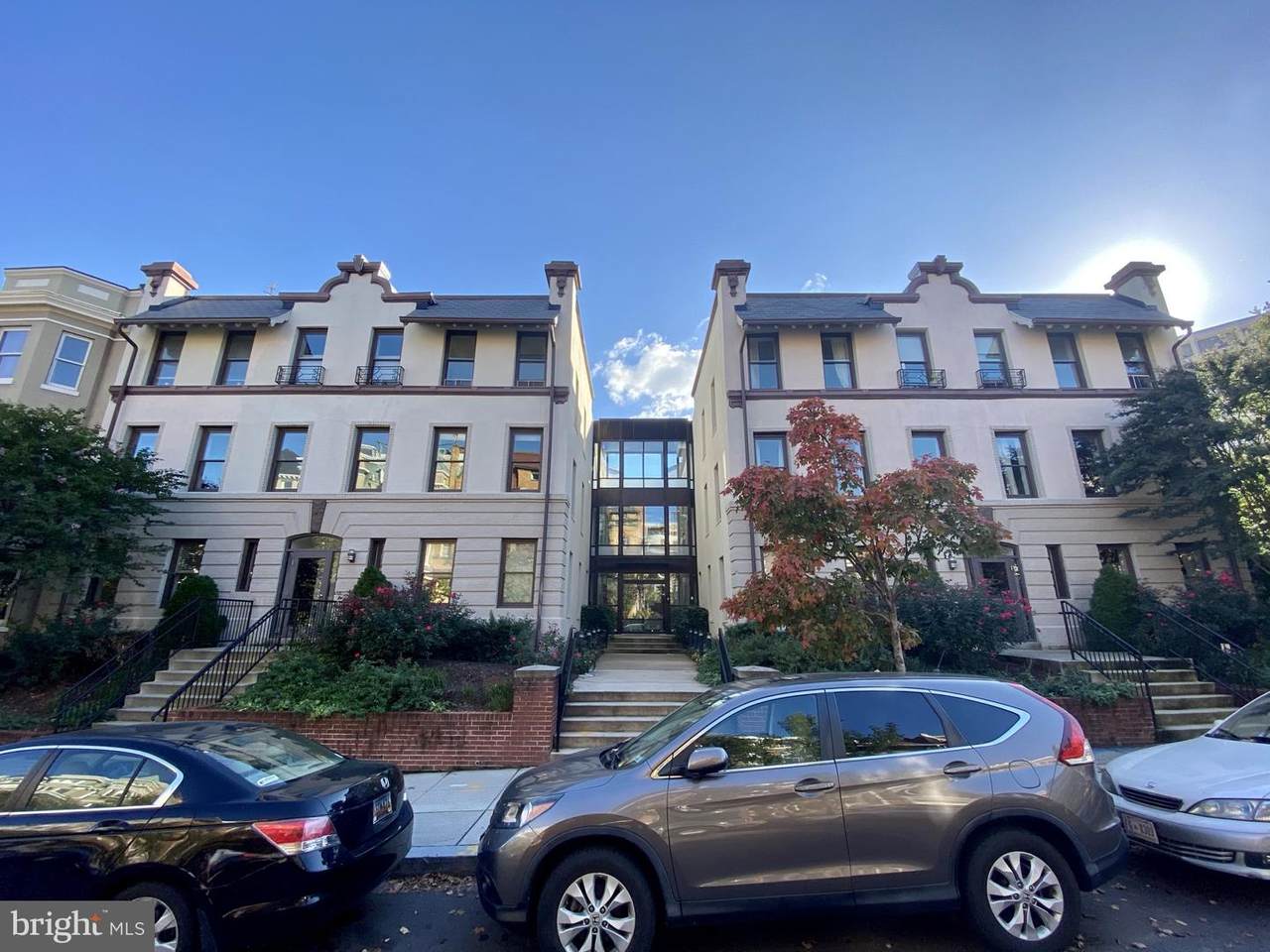 1840 Vernon Street - Photo 1