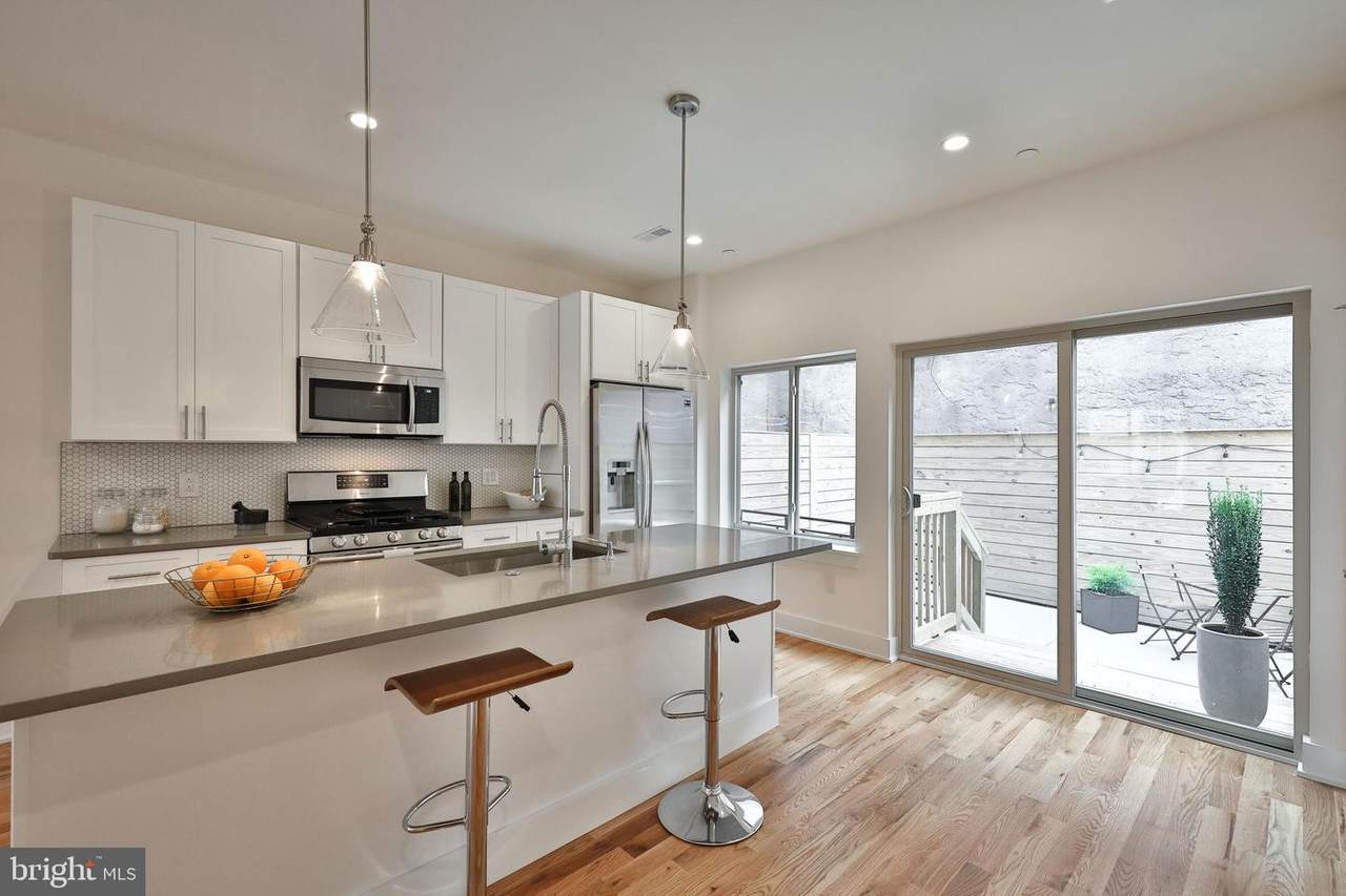 1429 Germantown Avenue - Photo 1