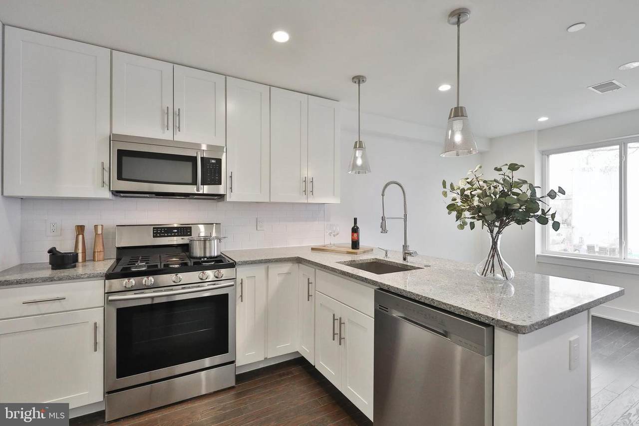 2415 Federal Street - Photo 1