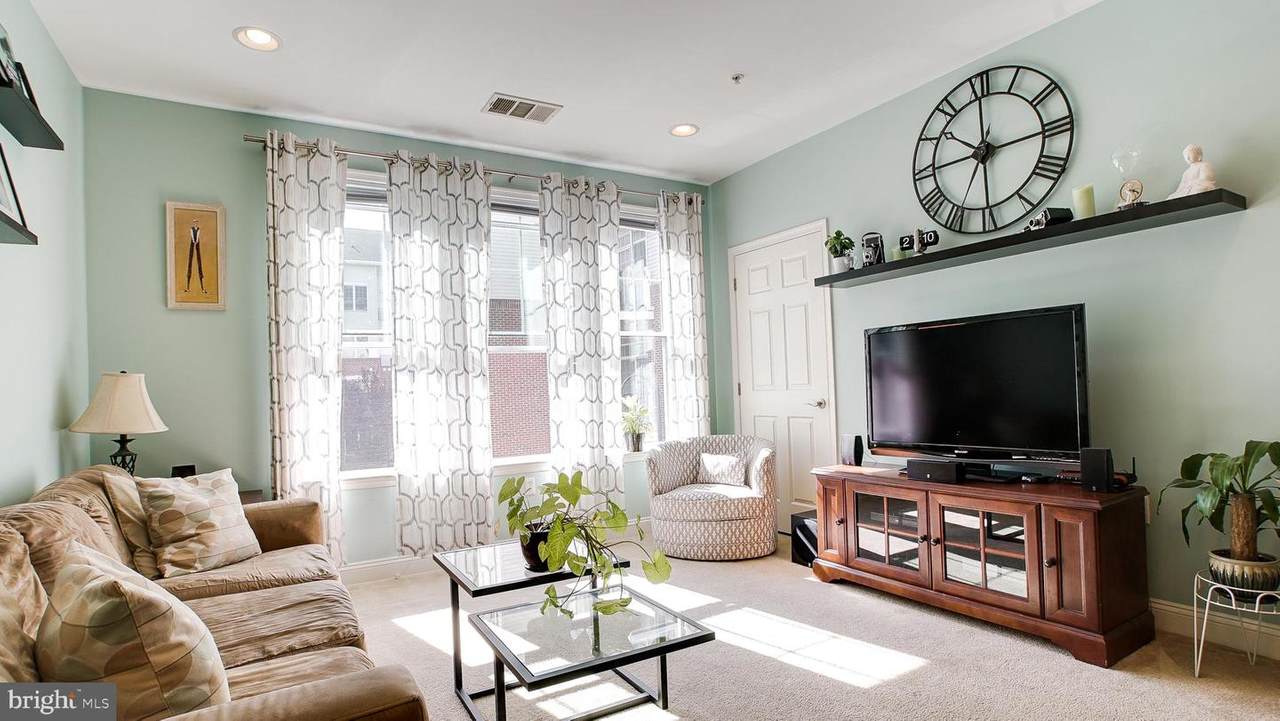 300 Elm Street - Photo 1