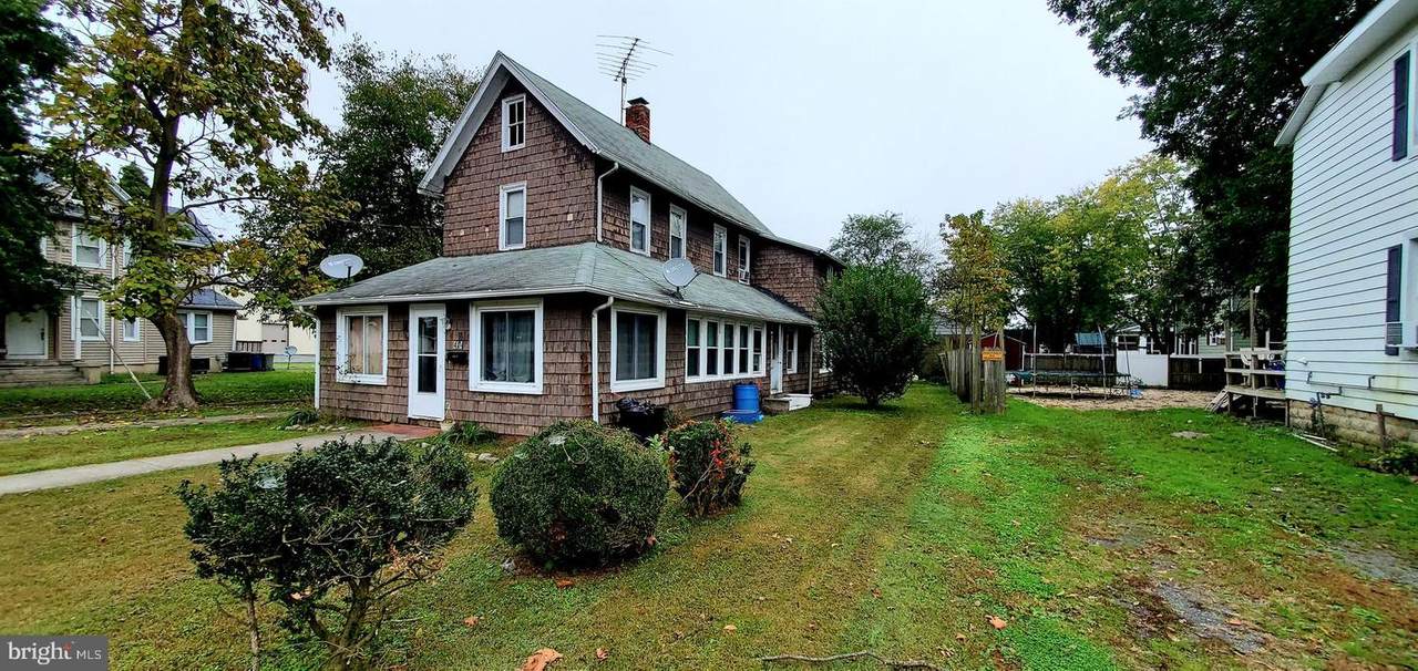 404 2ND Street - Photo 1