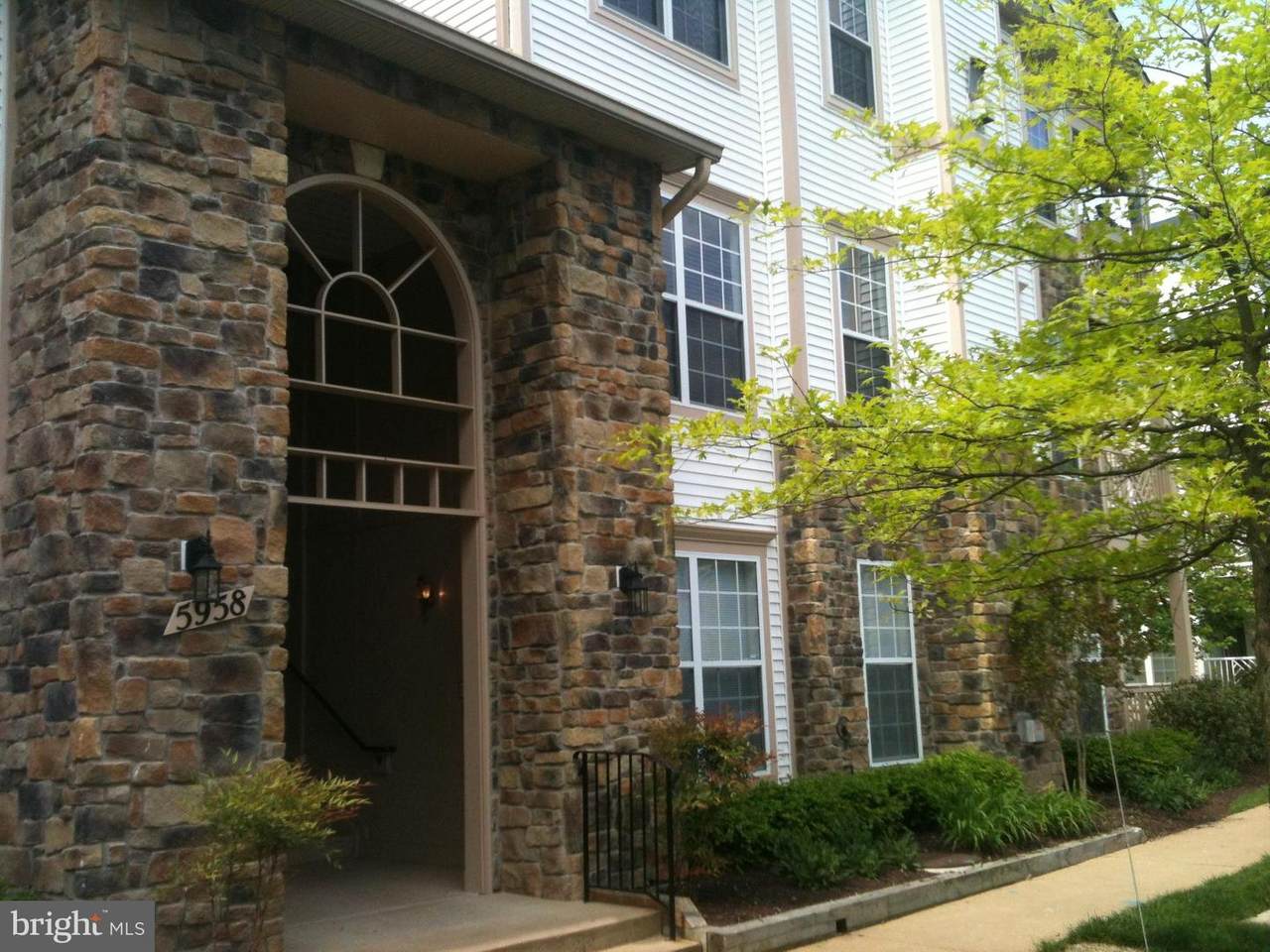5958 Founders Hill Drive - Photo 1