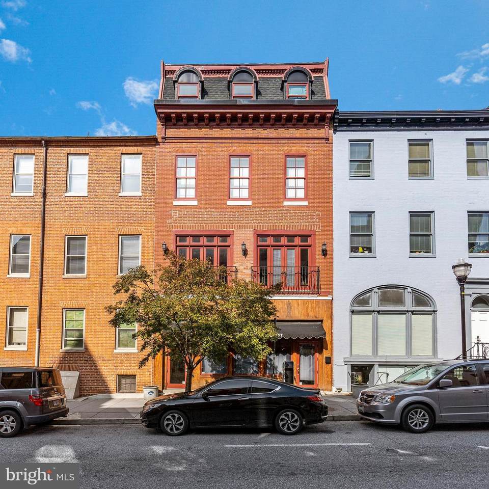 110 Saratoga Street - Photo 1