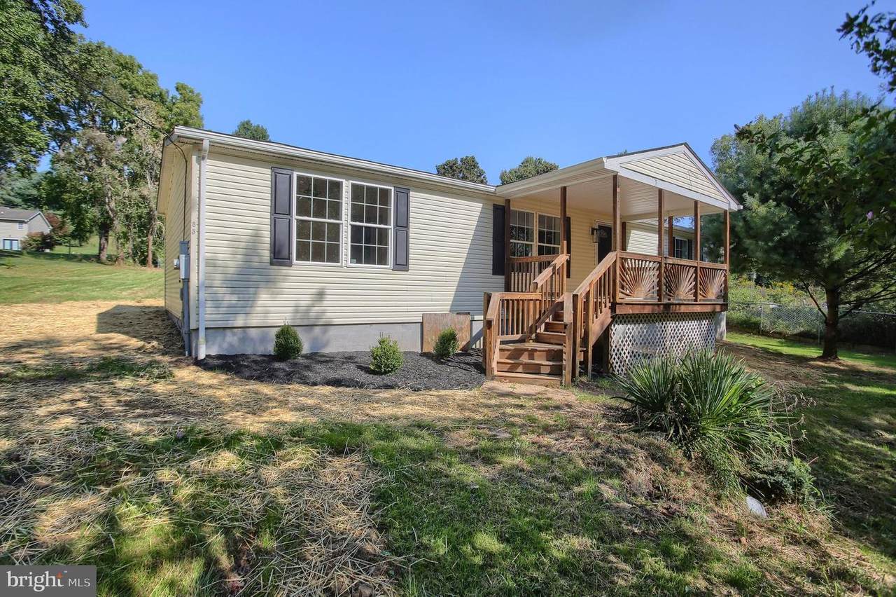 85 Clover Trail - Photo 1
