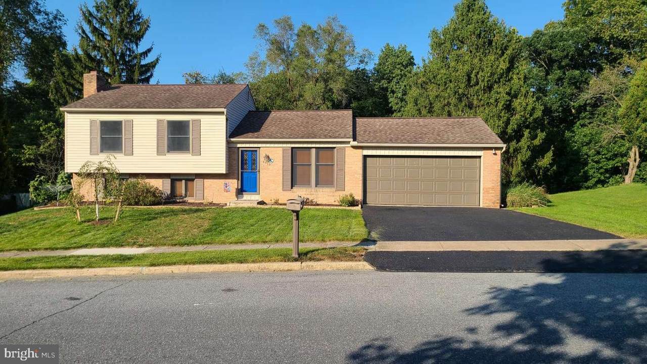 4810 Sweetbrier Drive - Photo 1