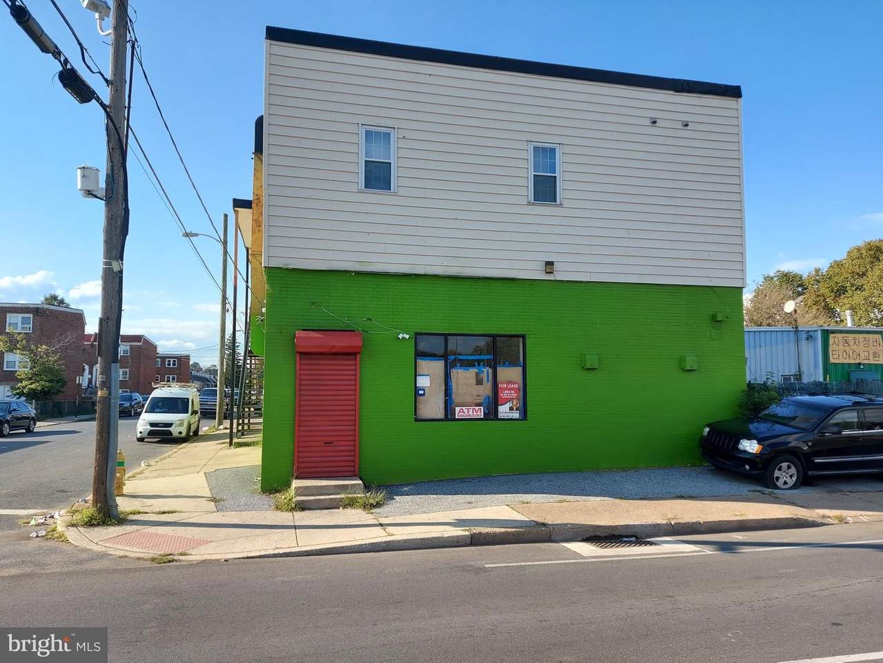 2701 Northeast Boulevard - Photo 1