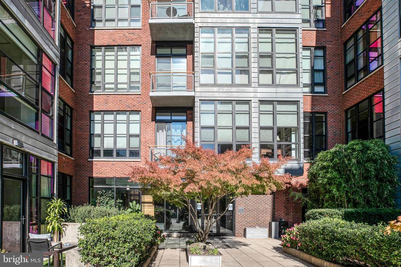 317 Vine Street - Photo 1