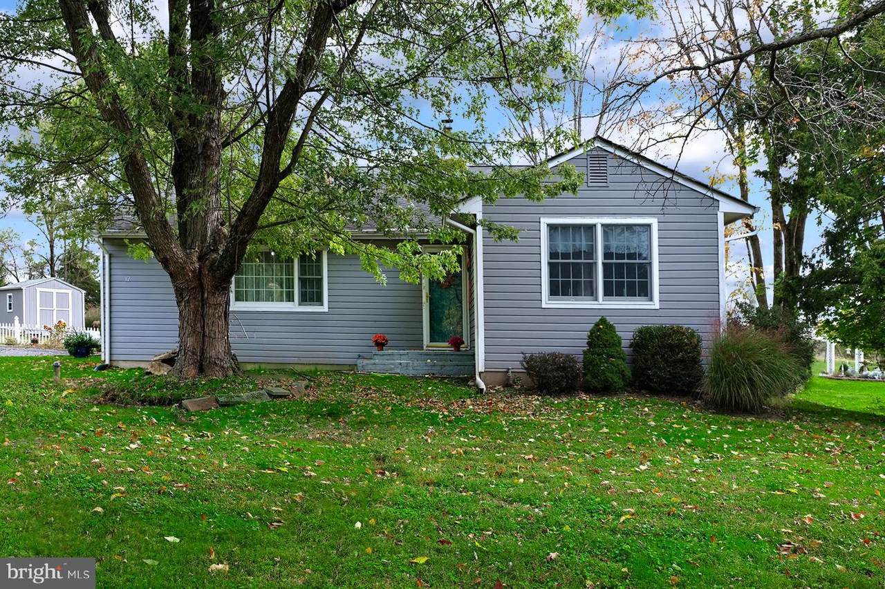 12 Lake Drive - Photo 1