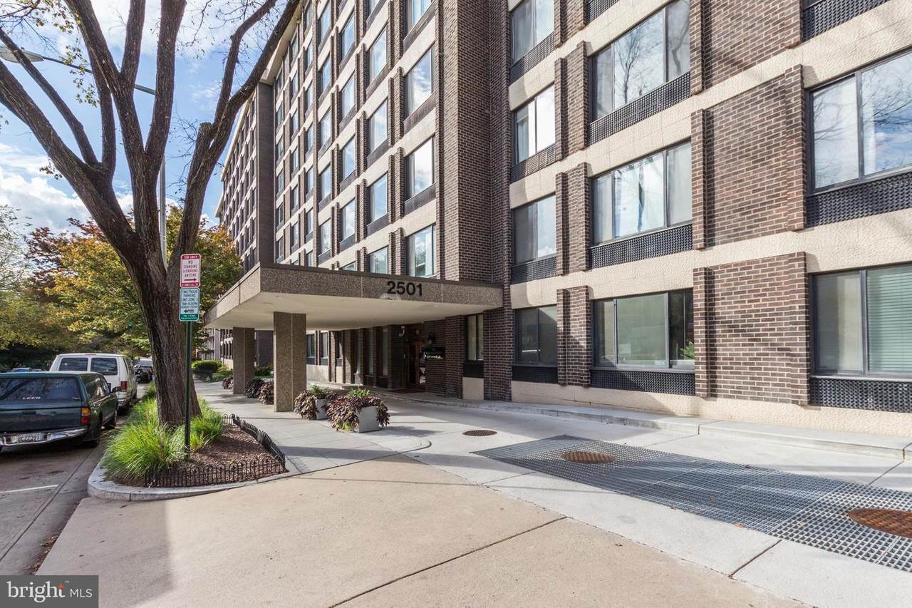 2501 Calvert Street - Photo 1