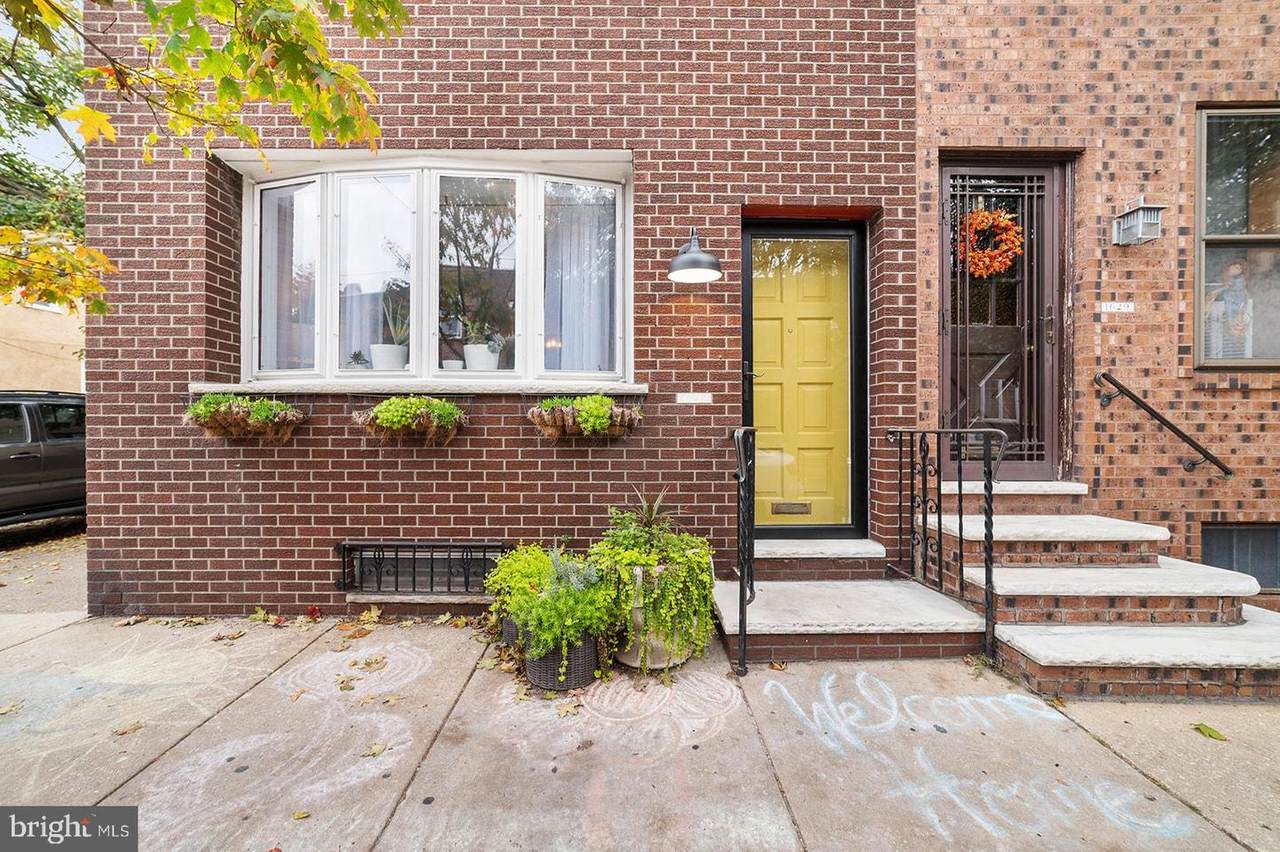 1627 11TH Street - Photo 1