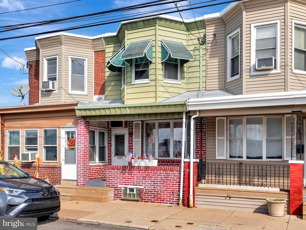 2851 Hedley Street - Photo 1