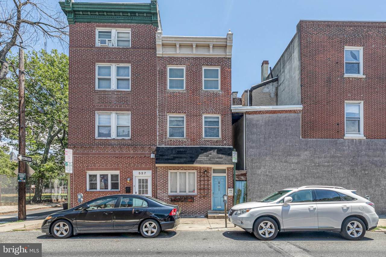 529 7TH Street - Photo 1
