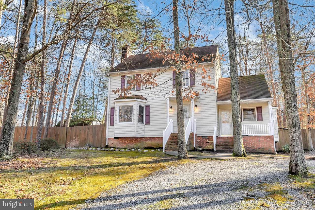 403 Pleasants Drive - Photo 1