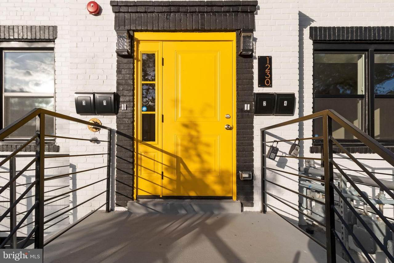 1230 Queen Street - Photo 1