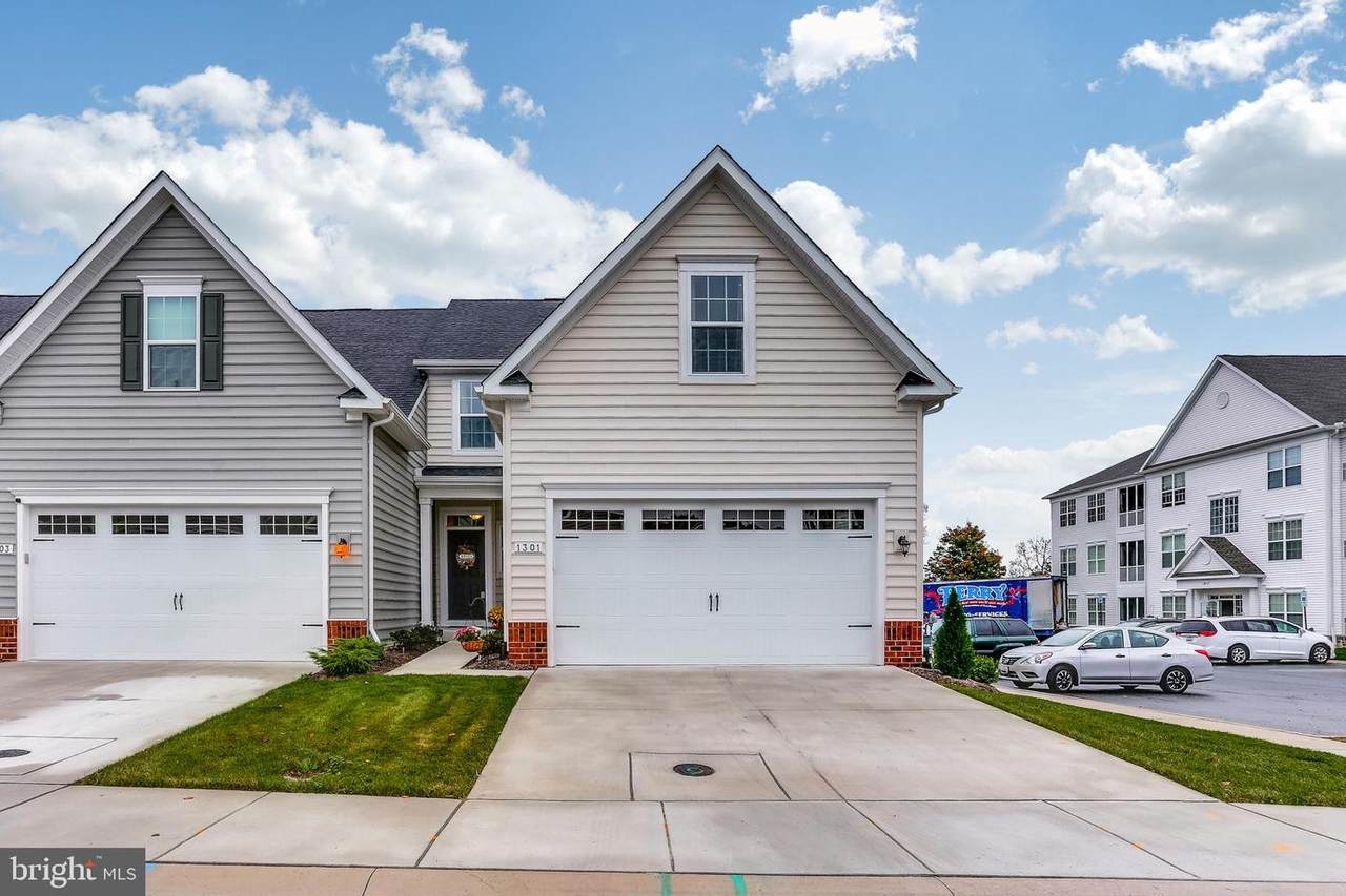1301 Pendant Lane - Photo 1