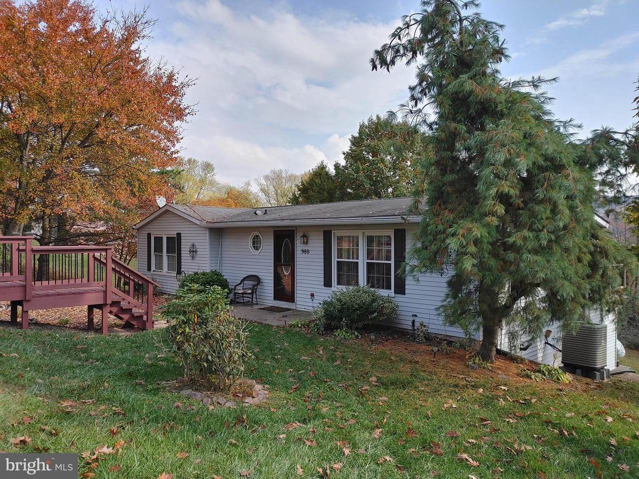 980 Valley Road - Photo 1