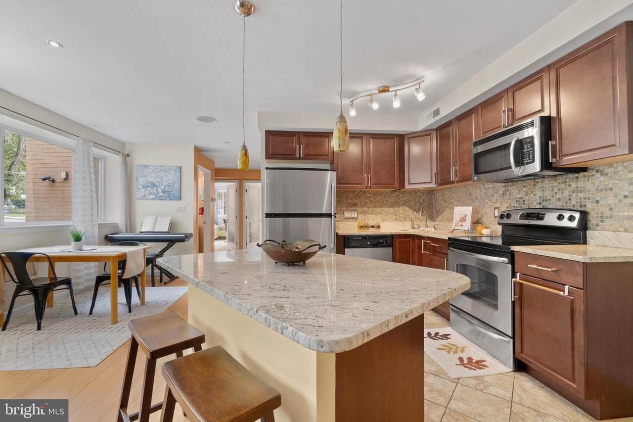 1620 29TH Street - Photo 1