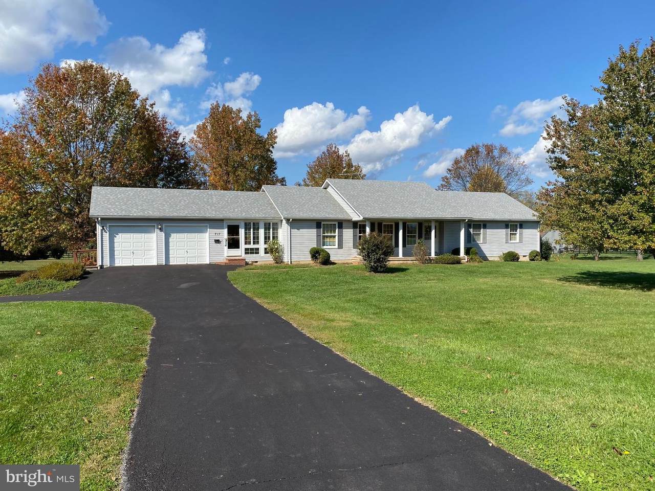 717 Pembroke Way - Photo 1