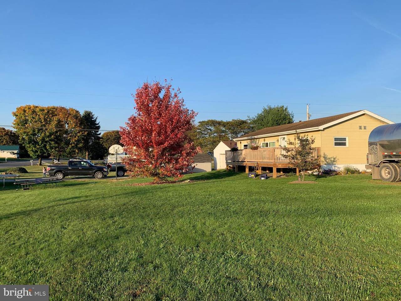 10750 Mapleton Rd - Photo 1
