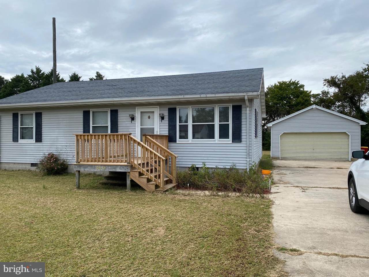 9635 Chris Avenue - Photo 1