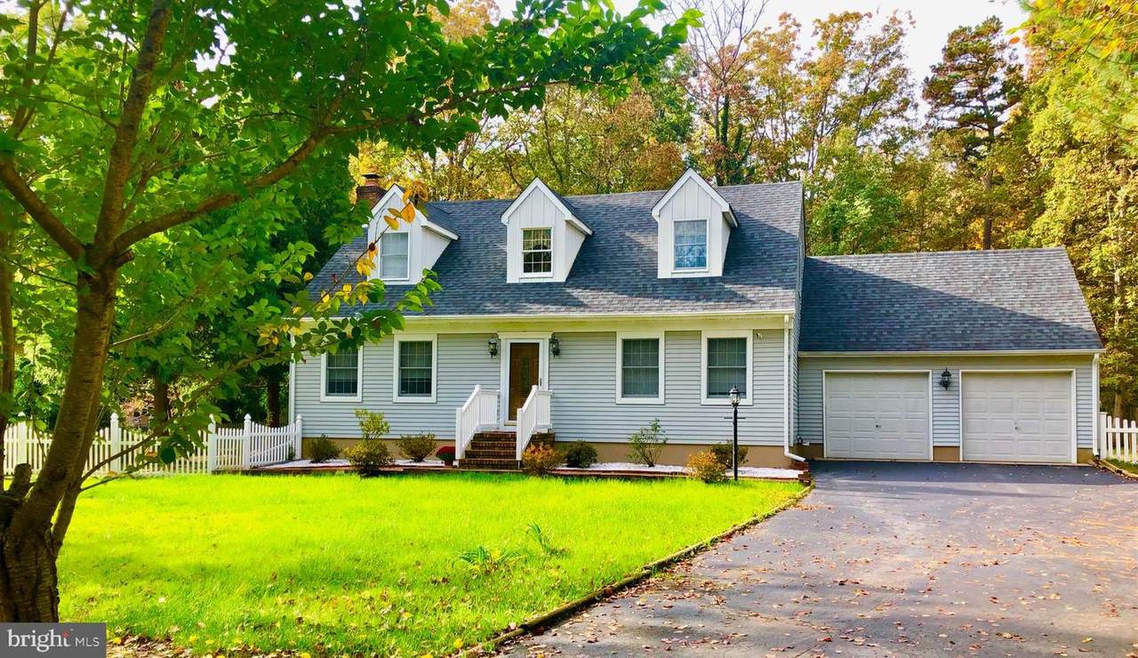 114 Nicholas Drive - Photo 1