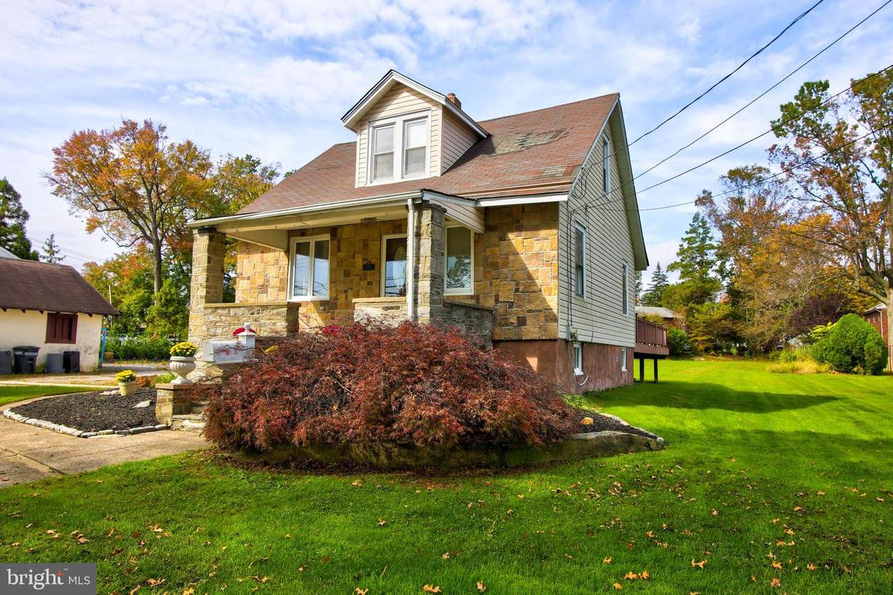 1323 Michigan Avenue - Photo 1