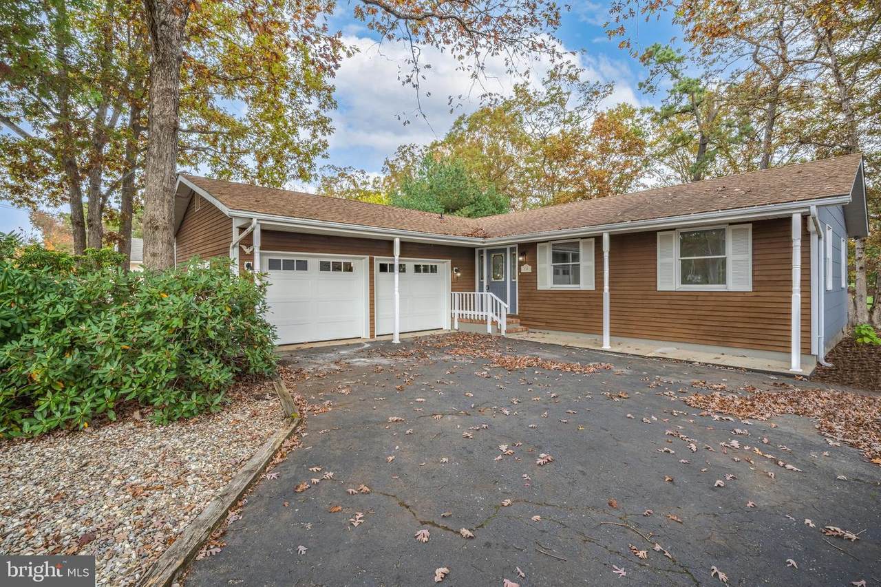 331 Lighthouse Drive - Photo 1