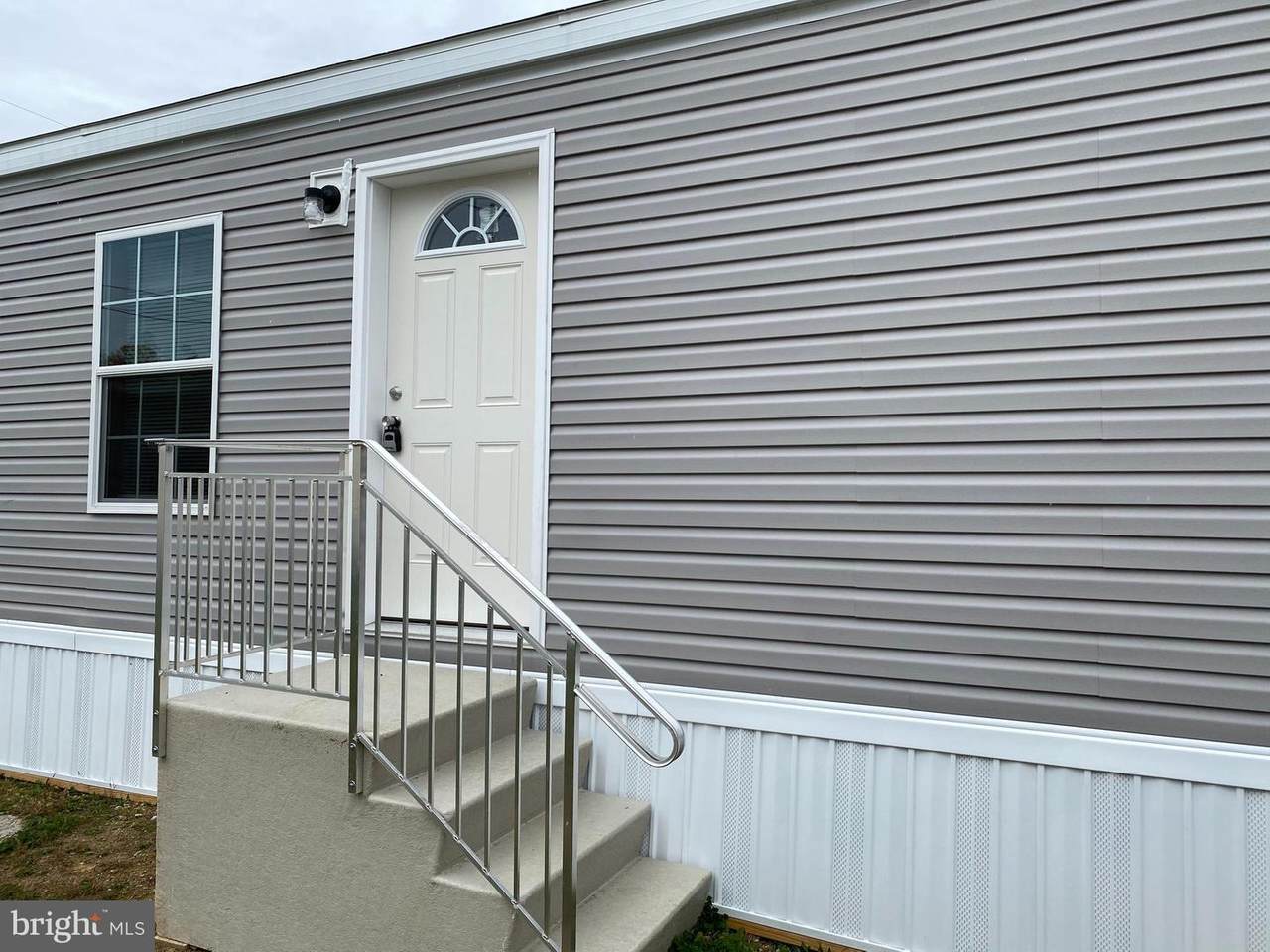 96 Paradise Lane - Photo 1