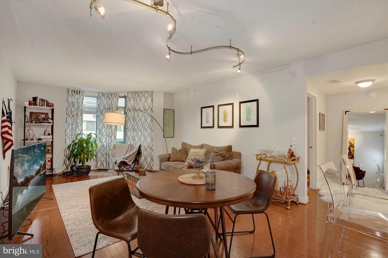 1117 10TH Street - Photo 1