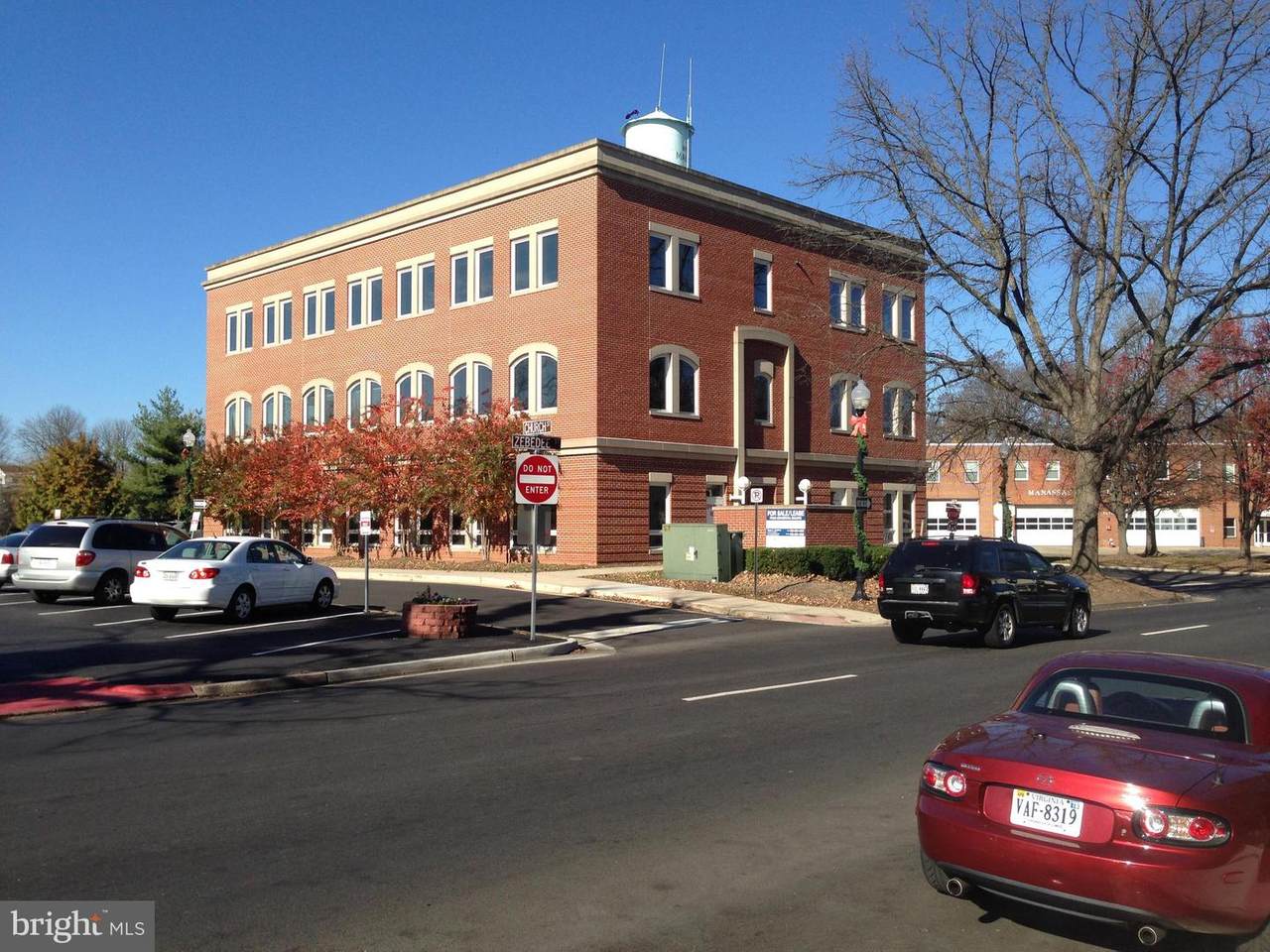 9401 Centreville Road - Photo 1