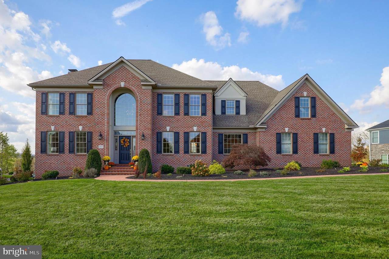 1511 Winsford Lane - Photo 1