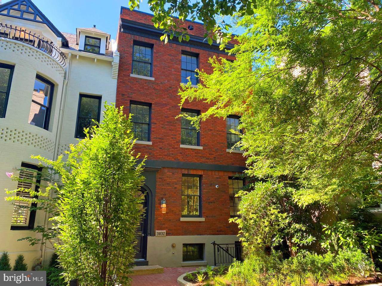 3032 Q Street - Photo 1