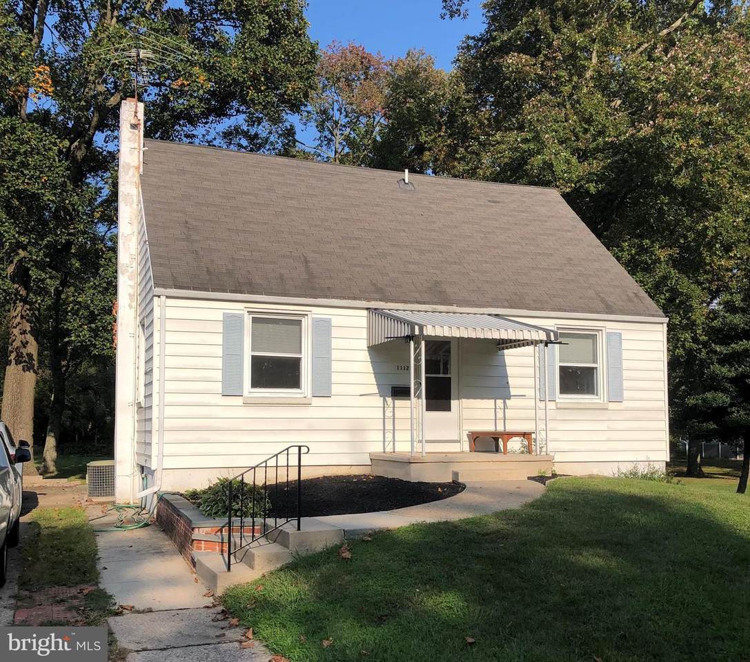 1112 Parkway Avenue - Photo 1