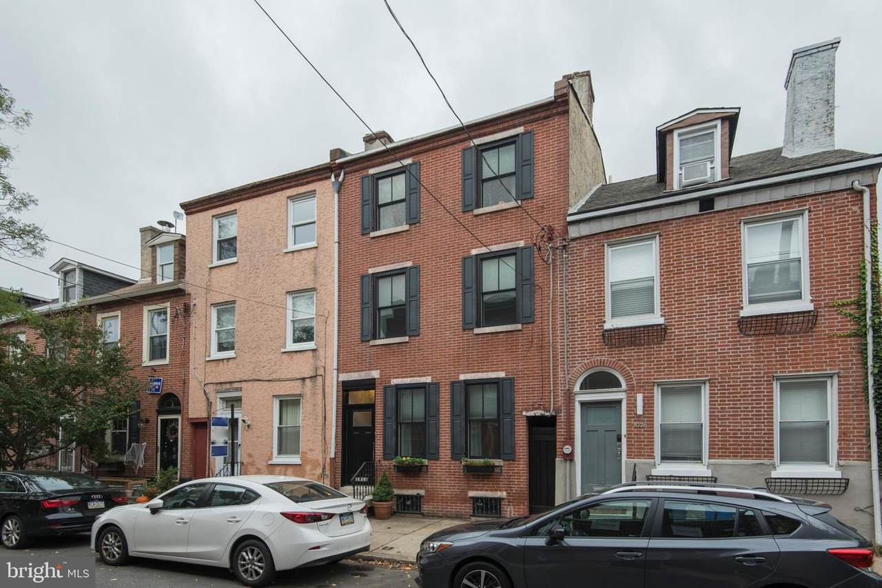 1024 Lawrence Street - Photo 1