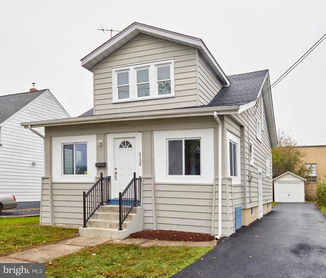 2124 48TH Street - Photo 1