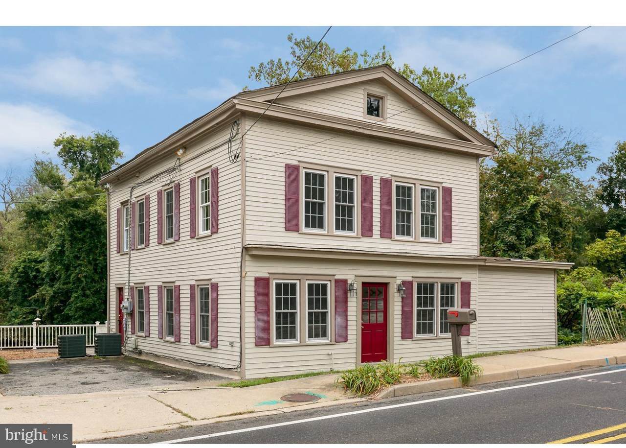 552 Main Street - Photo 1