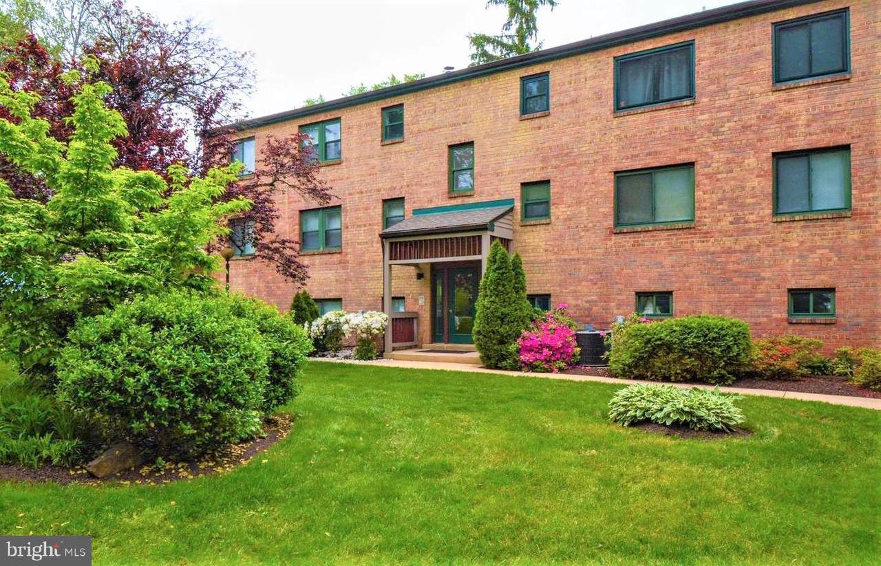 115 Paladin Drive - Photo 1