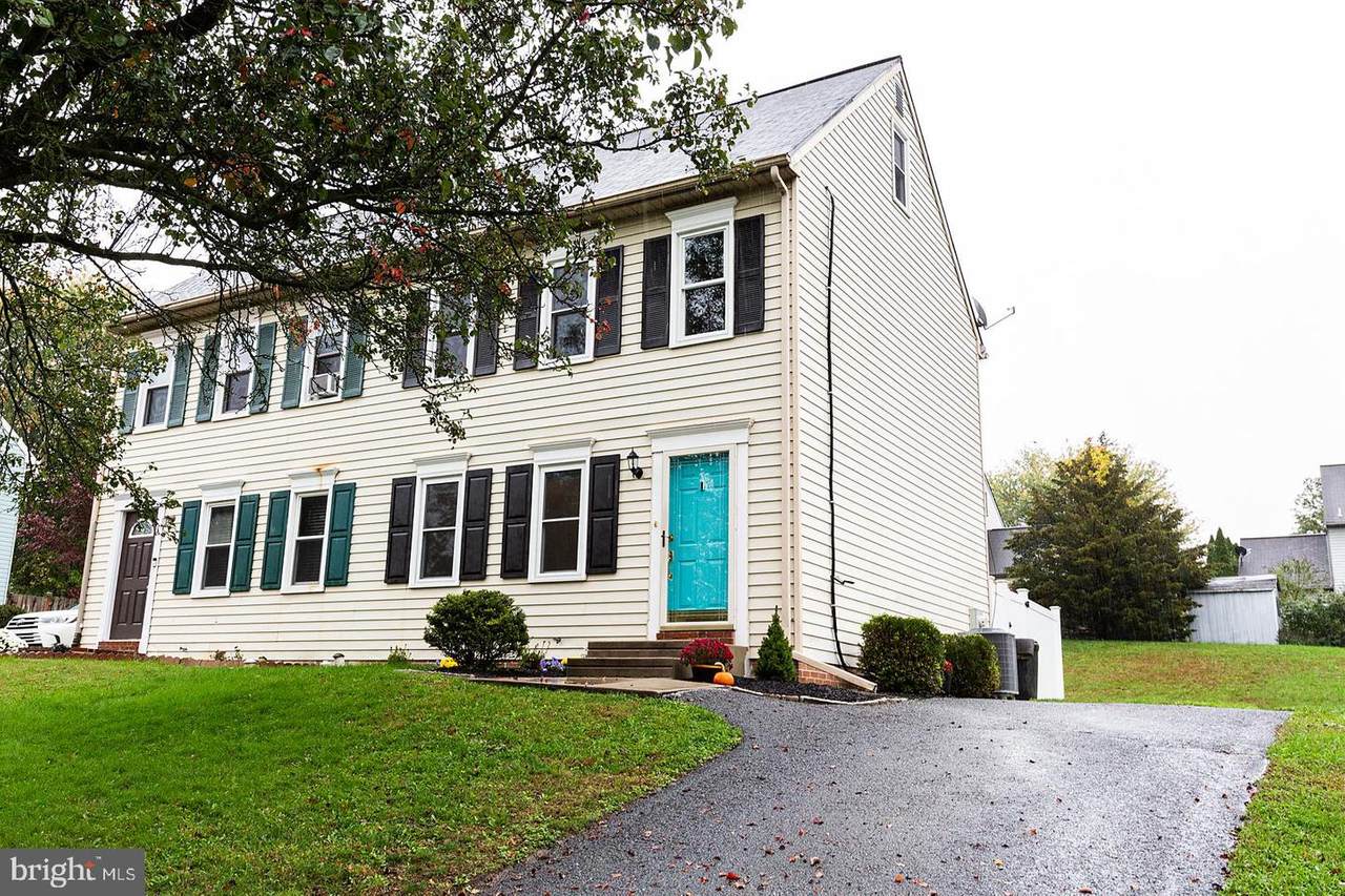 1612 Chadwick Circle - Photo 1